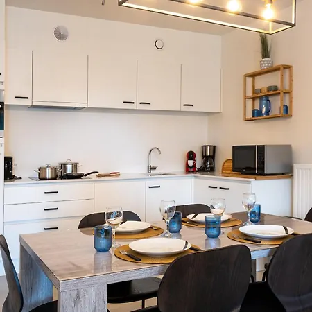 Vakantie-b'lankenberge The One Apartment
